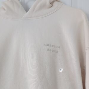 American Eagle Cream Hoodie